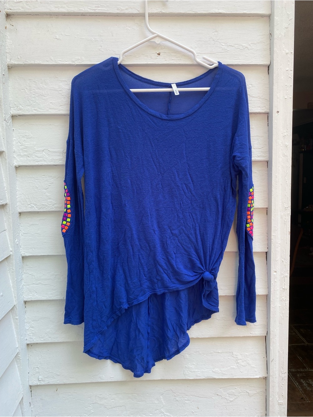 Sage Royal Blue Long-Sleeve Knot-Hem Top with Colorful Elbow Patches